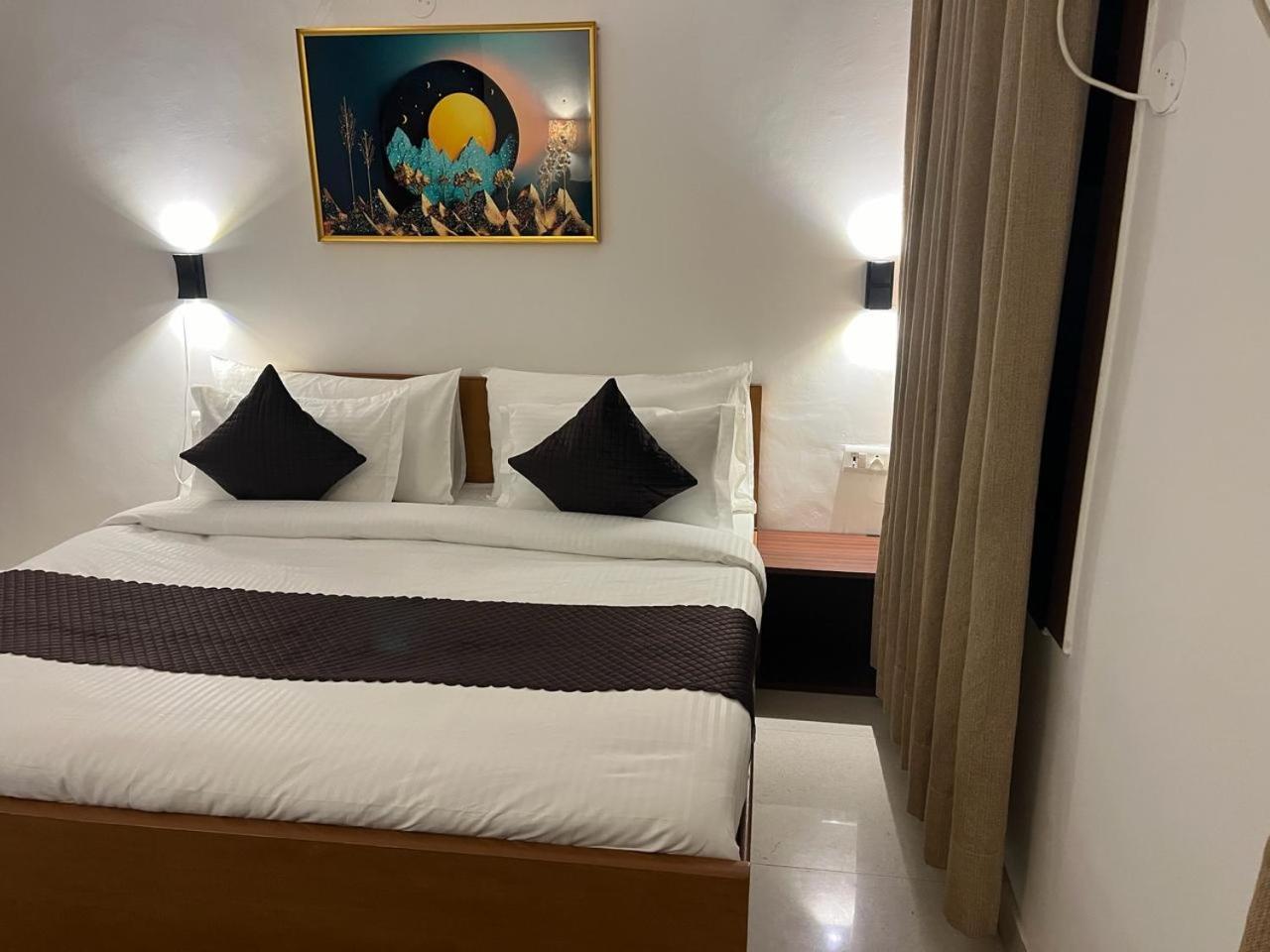 Aura Luxury Studio I Couple Friendly I Near Golf Course Road, Sector 57, Gurgaon Exterior foto